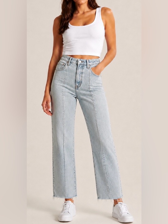 Abercrombie & Fitch Denim - Abercrombie & Fitch Light Wash Annie High-Rise Ankle Straight Jeans - Size 32/14